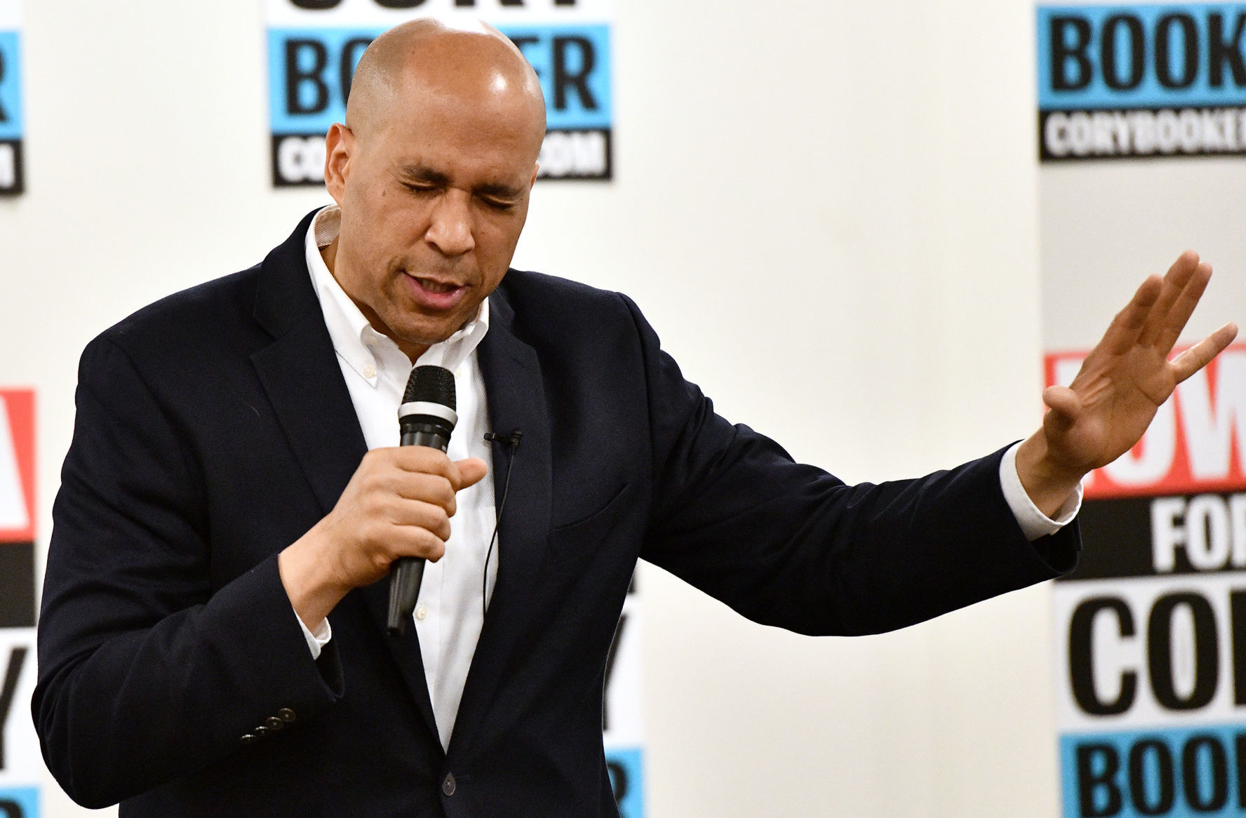 Cory Booker Sioux City campaign